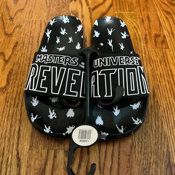 Masters of the Universe Revelation Unisex Slip-Ons Slide Shoes - Picture 1 of 3